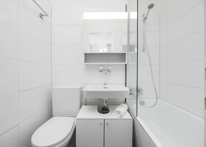 Urban Oasis With Queen Bed And View Be-54 * Zurich